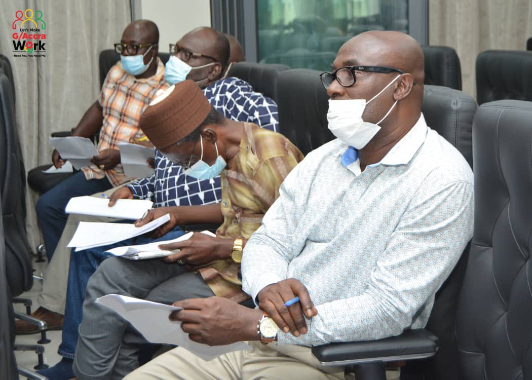 Henry Quartey meets stakeholders over ‘Aboboyaa’, ‘Okada’ restrictions in Accra