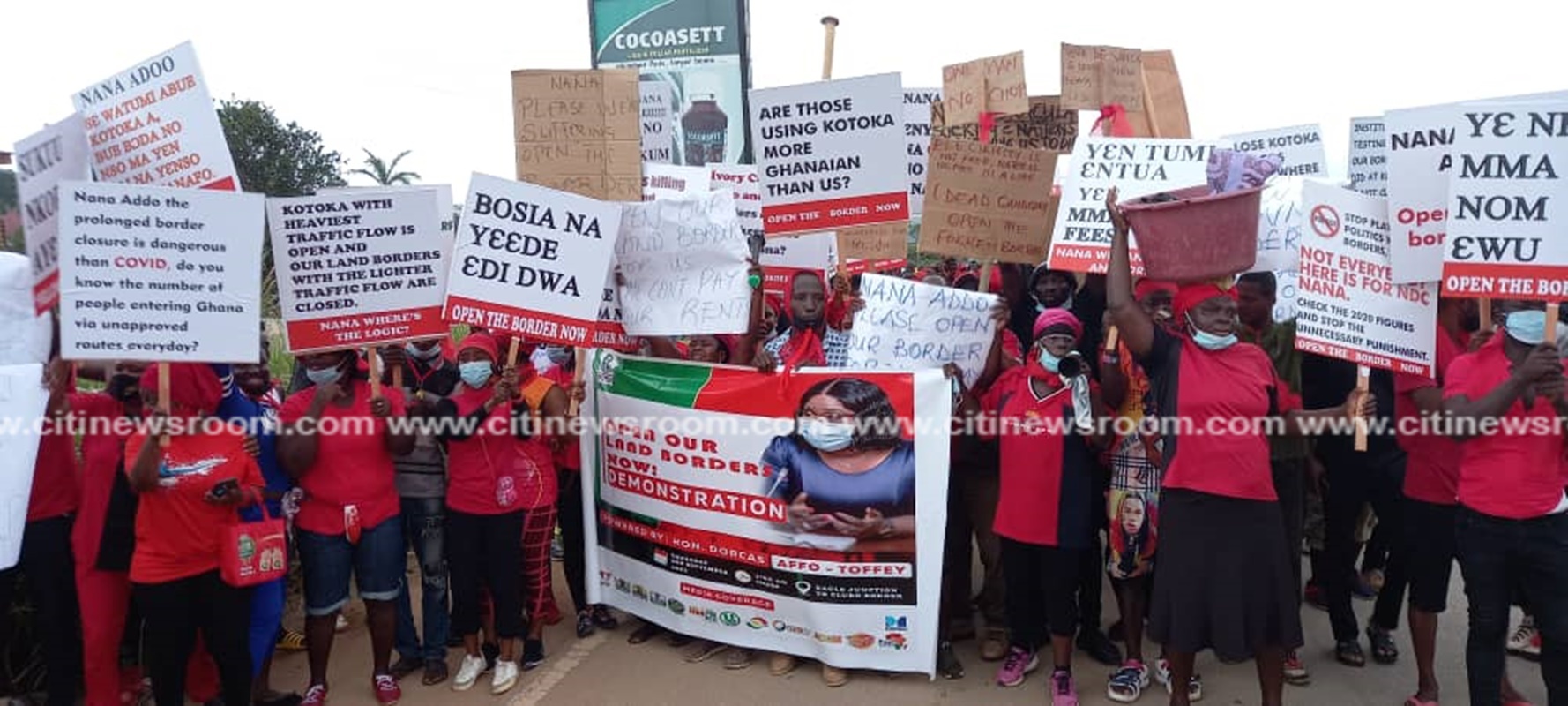 Jomoro MP joins demo to demand reopening of Elubo border [Photos]