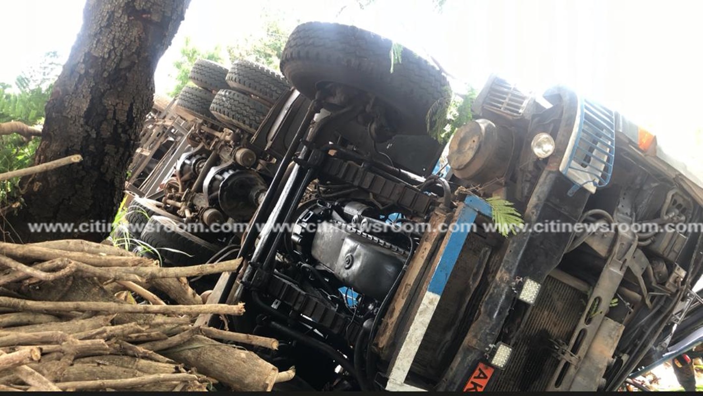 Ho: One in critical condition, others injured as truck suffers brake failure