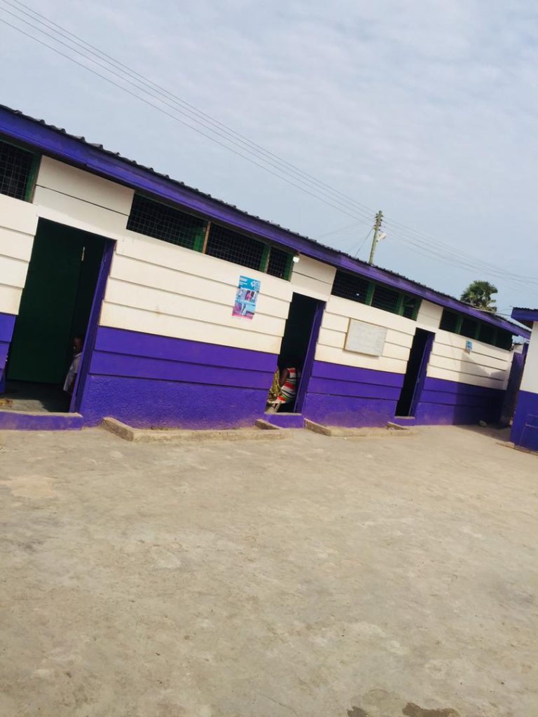 Australia Aid supports Anani Memorial School with toilet and other facilities