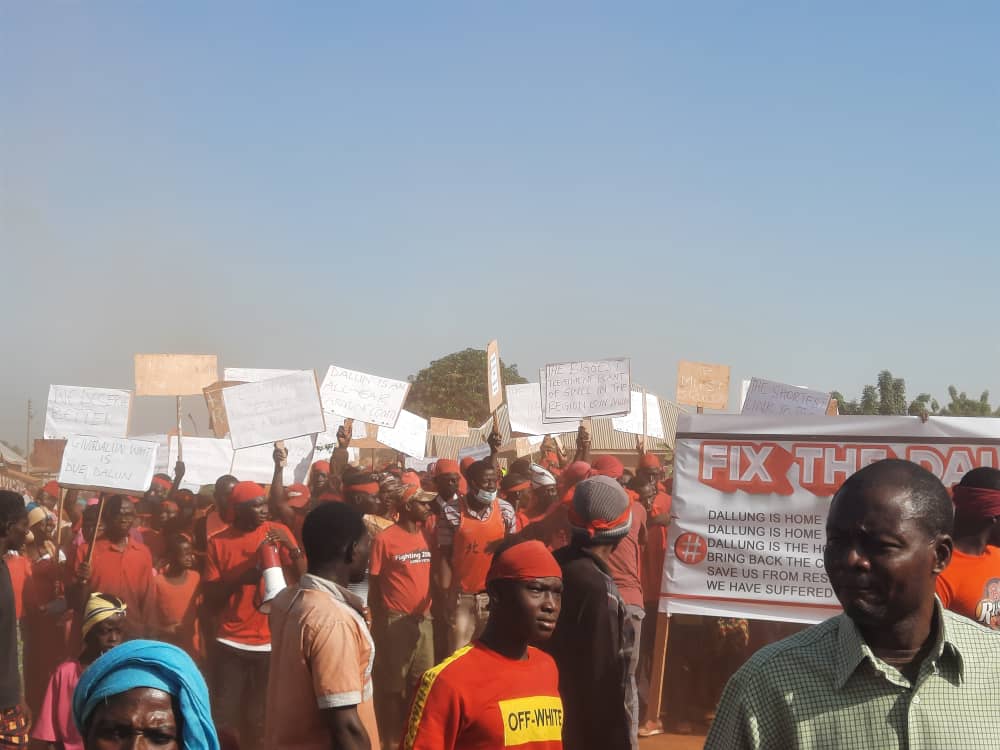 Northern Region: Dalun residents stage demo over bad roads