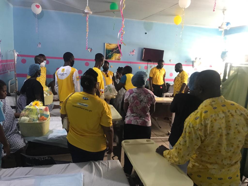 Cape Coast: 12 babies born on Christmas day receive hampers from MTN
