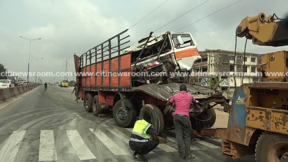 Driver’s mate dies in accident at Fumesua on Accra-Kumasi Highway