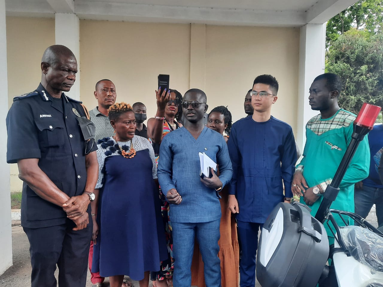 NPP member donates rechargeable motorbikes to police 