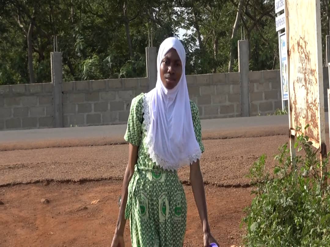 remove-the-luxury-tax-on-sanitary-pads-girls-appeal-to-government-3