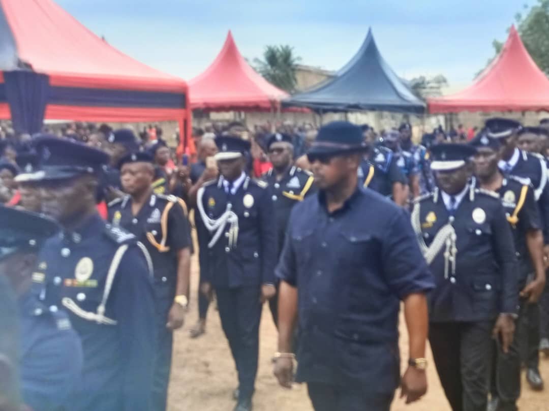 A/R: Police officer who died in fire with family laid to rest