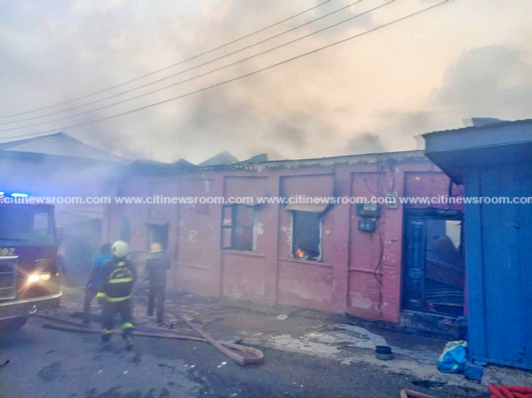 Kumasi: Fire sweeps through compound house at Fante New Town