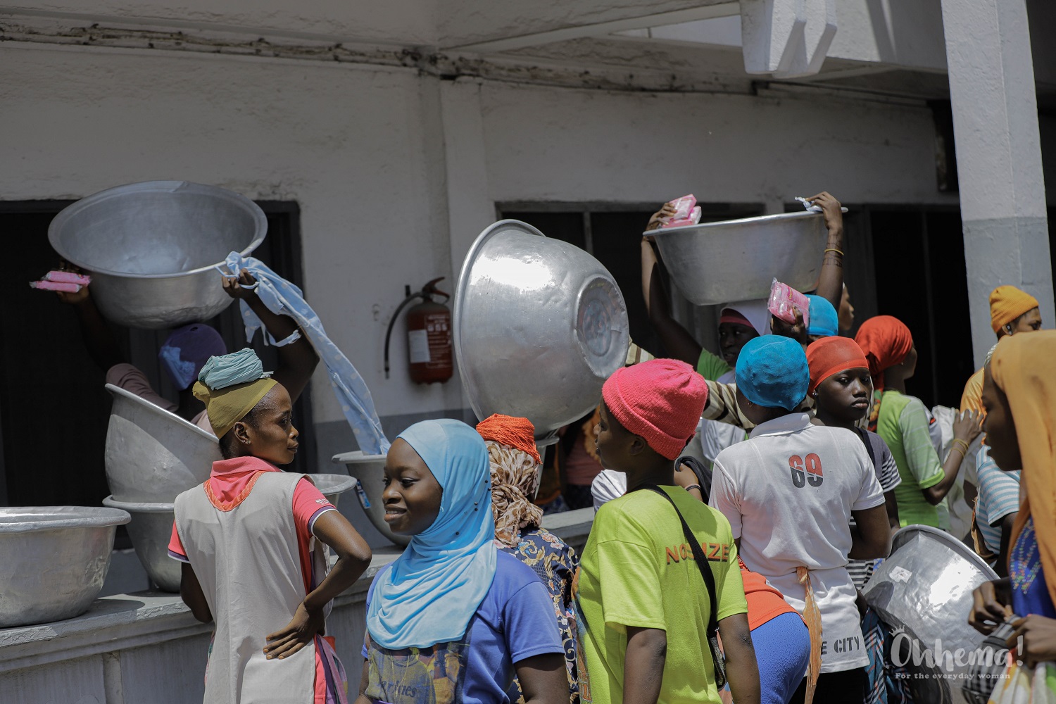 IWD 2023: Ohhema La Carte donates over 1,500 sanitary pads to head porters