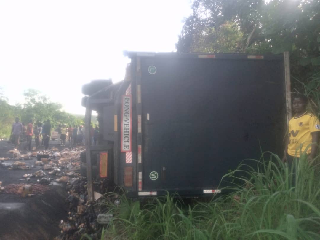 3 persons burnt to death in accident at Bono Manso