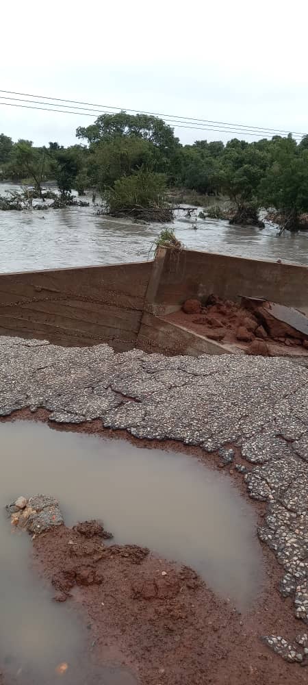 Savannah region: Passengers stranded as heavy rains cut off Bamboi-Wa highway