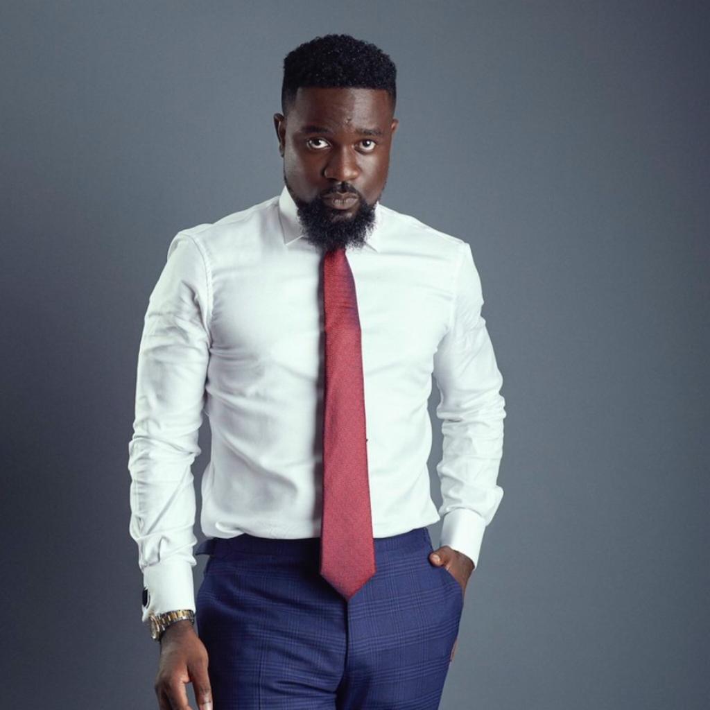 Use social media wisely – Sarkodie advises against cyberbullying
