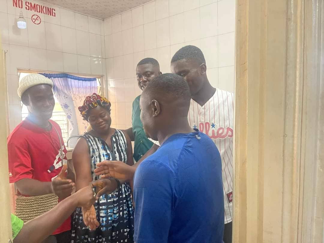 NDC Parliamentary Candidate for Kwahu donates cash, pays medical bills of Nkawkaw accident victims