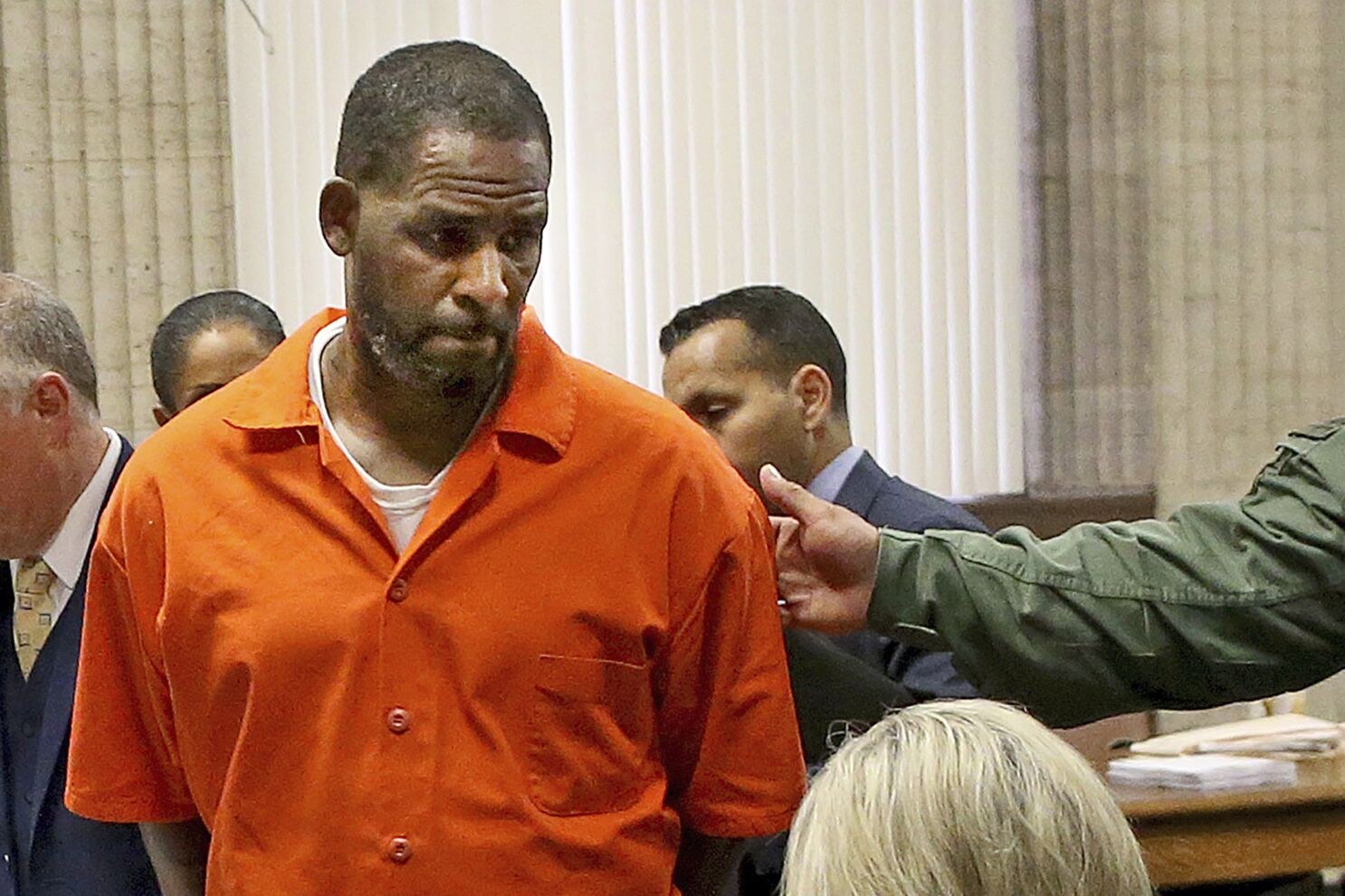R. Kelly’s appeal of sex trafficking conviction faces doubts in court