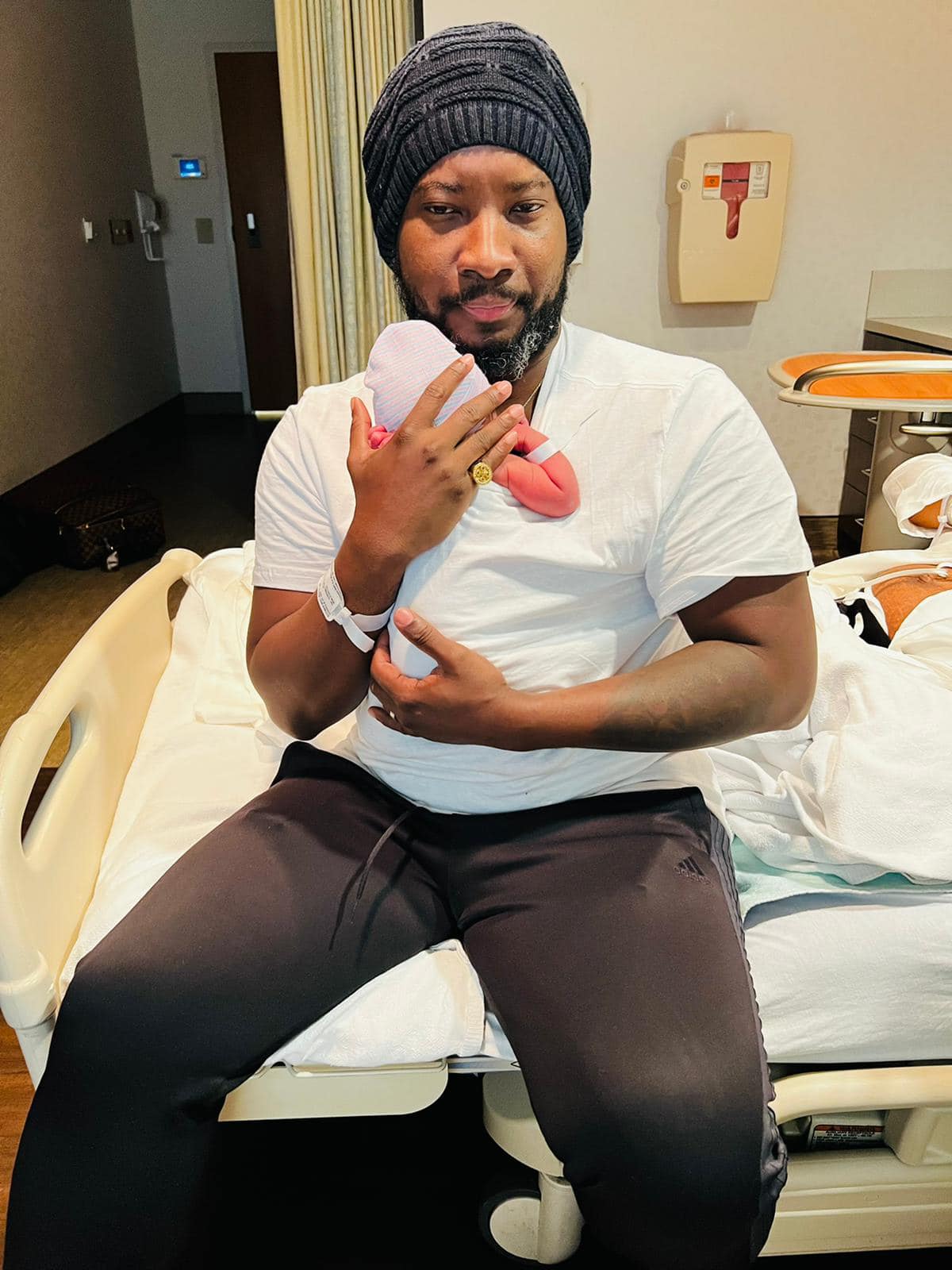 “He’s here to carry the legacy of God” – Sonnie Badu welcomes second son on Good Friday
