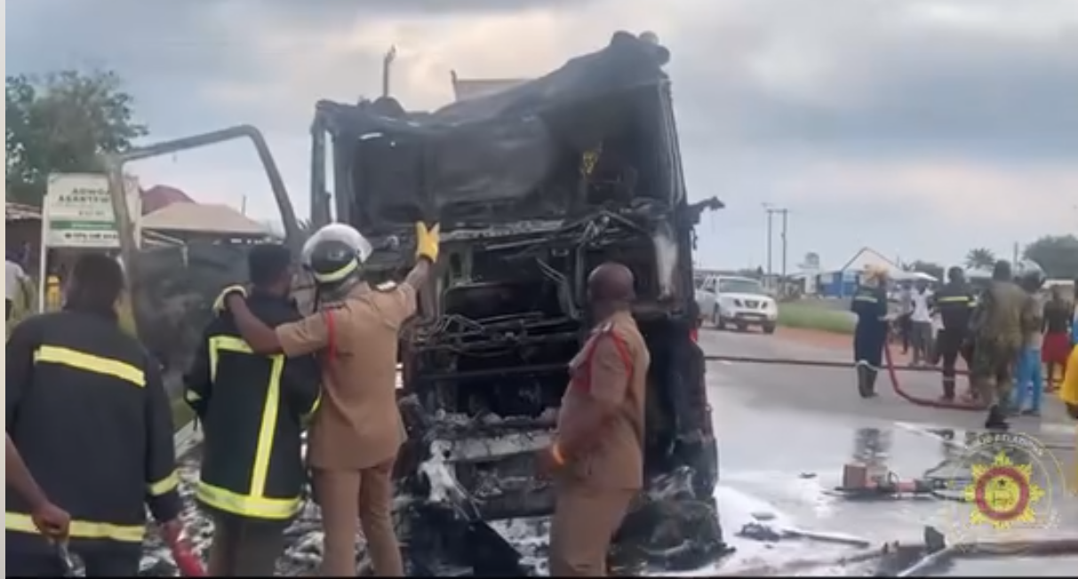 Fuel tanker explodes on Kumasi-Accra highway