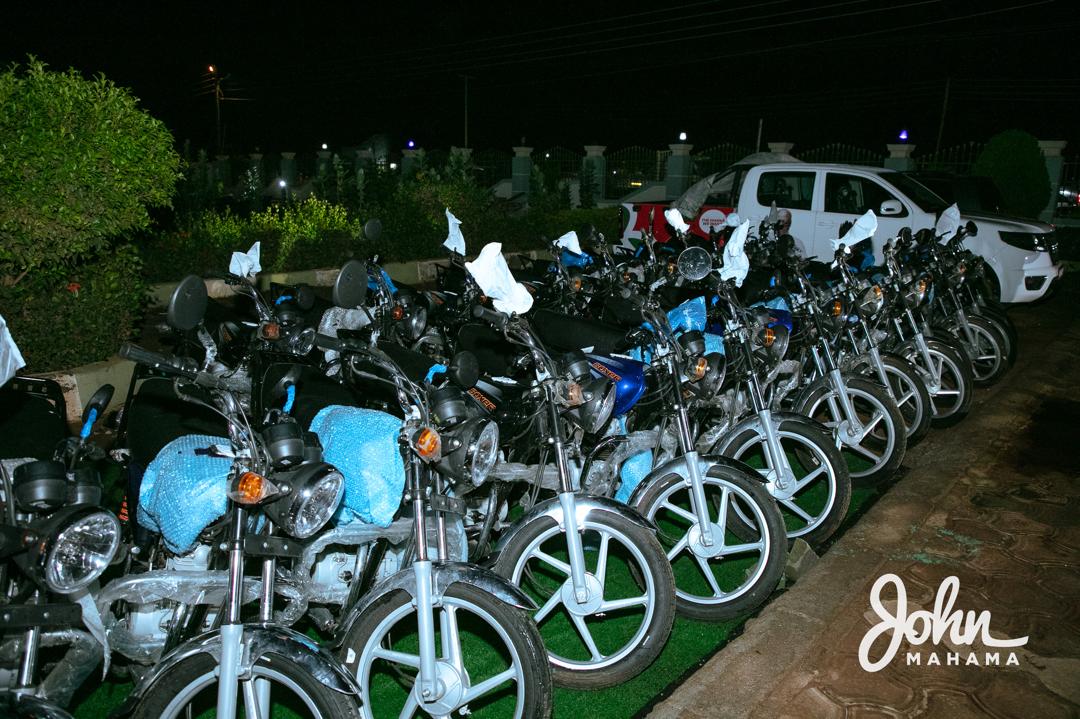 Alhaji Hudu Mogtari donates pick-up, motorbikes towards NDC’s campaign in Upper West 